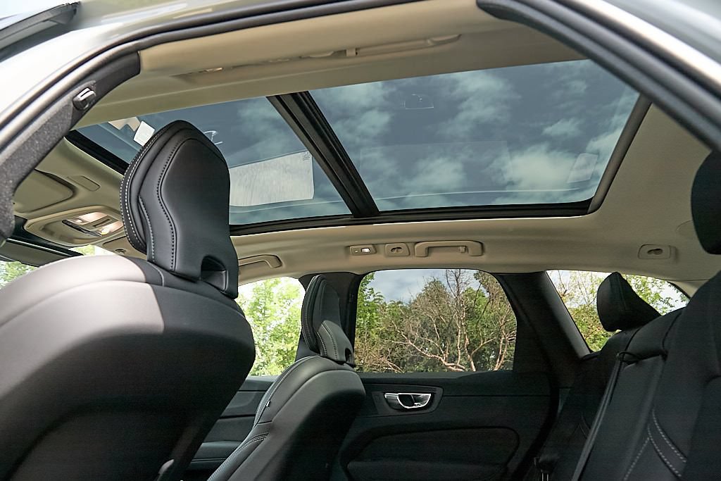 New 2026 Volvo XC60 B5 Ultra w/ Climate Package AWD/4WD image 22