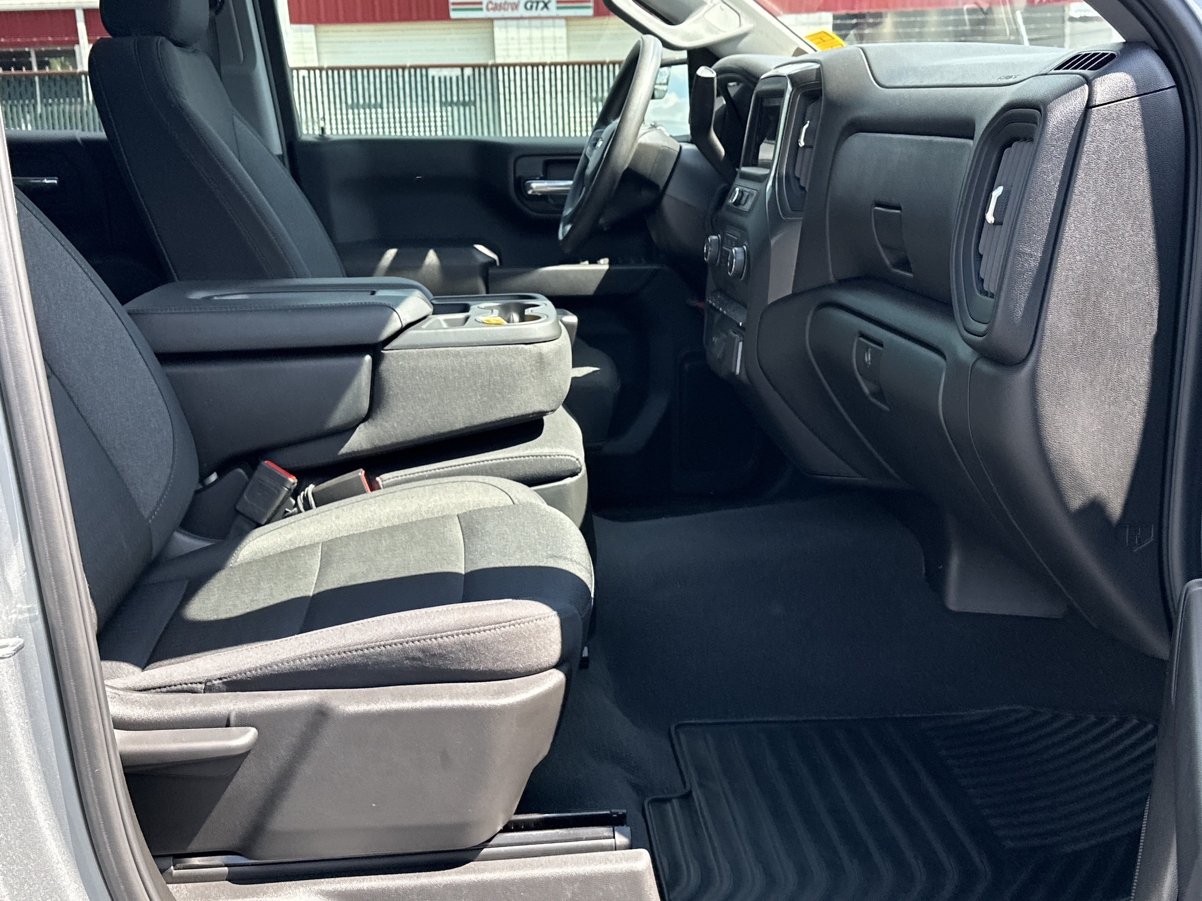 Used 2025 Chevrolet Silverado 1500 Custom w/ LPO, Dark Essentials Package AWD/4WD image 12