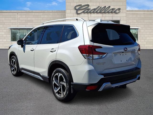 Used 2023 Subaru Forester Touring AWD/4WD image 5