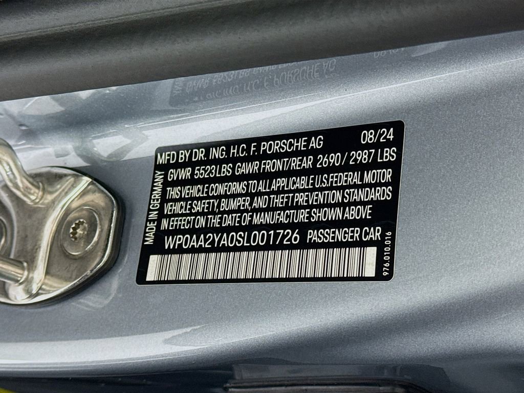 Used 2025 Porsche Panamera image 36