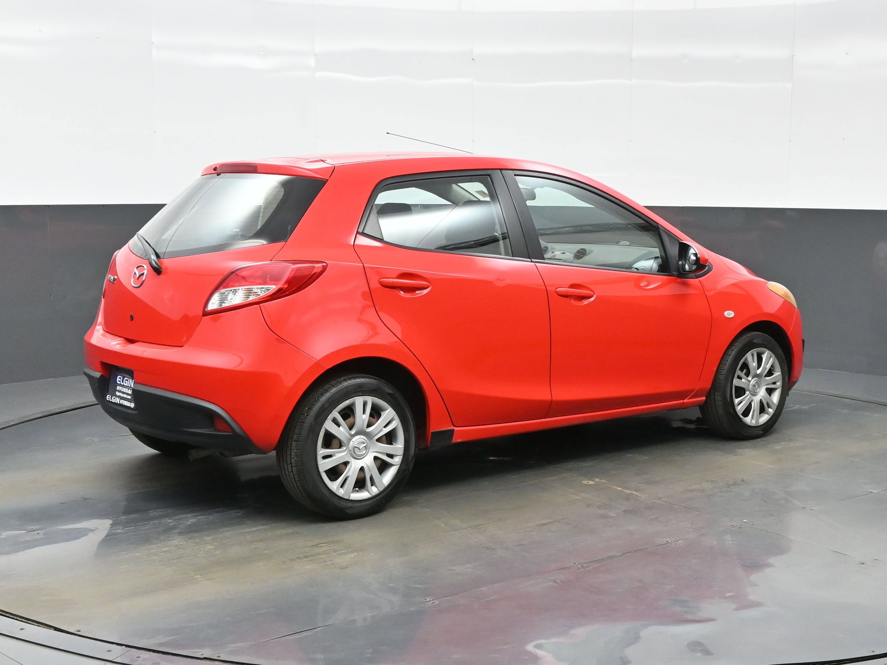 Used 2013 MAZDA MAZDA2 Sport FWD image 6