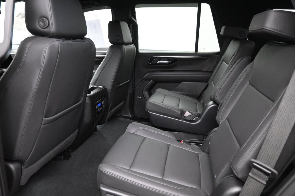Used 2026 Chevrolet Tahoe LT w/ Comfort Package AWD/4WD image 26