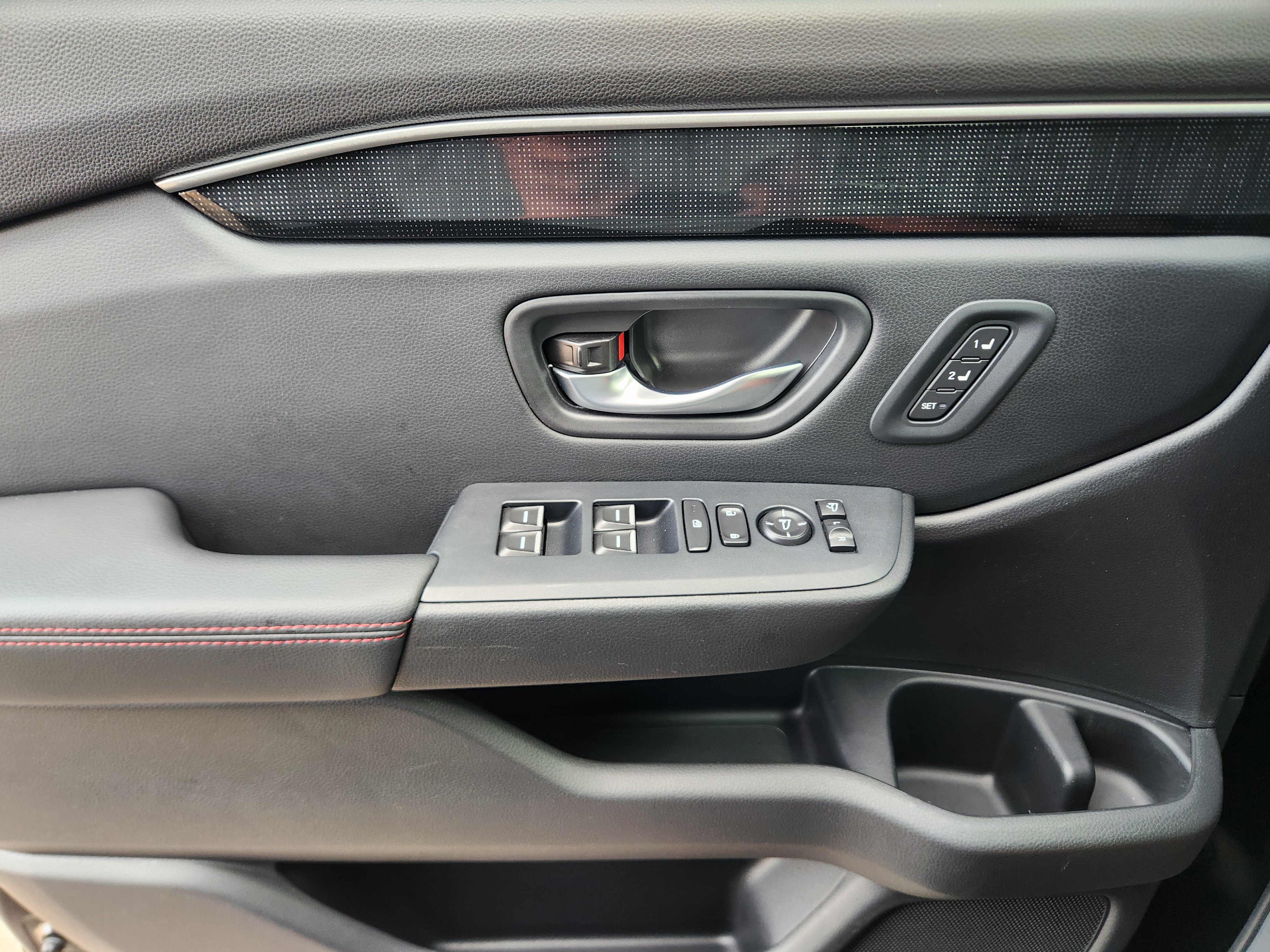 Used 2025 Honda Pilot Black Edition image 19