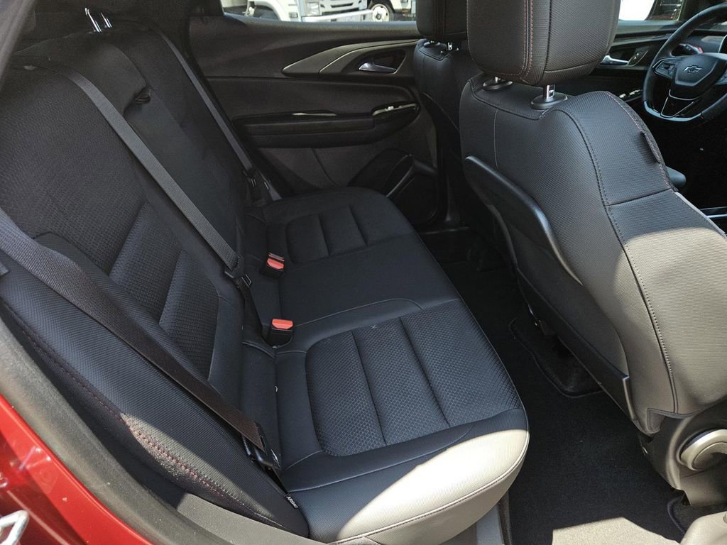 Used 2023 Chevrolet TrailBlazer RS w/ Convenience Package image 31