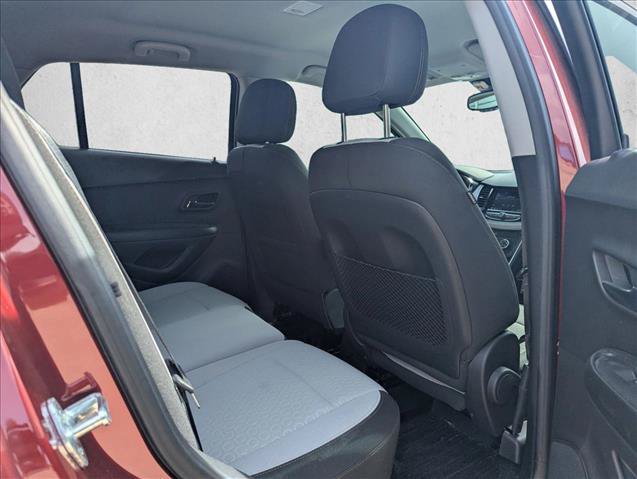 Used 2021 Chevrolet Trax LS w/ Tint and Cruise Package FWD image 14