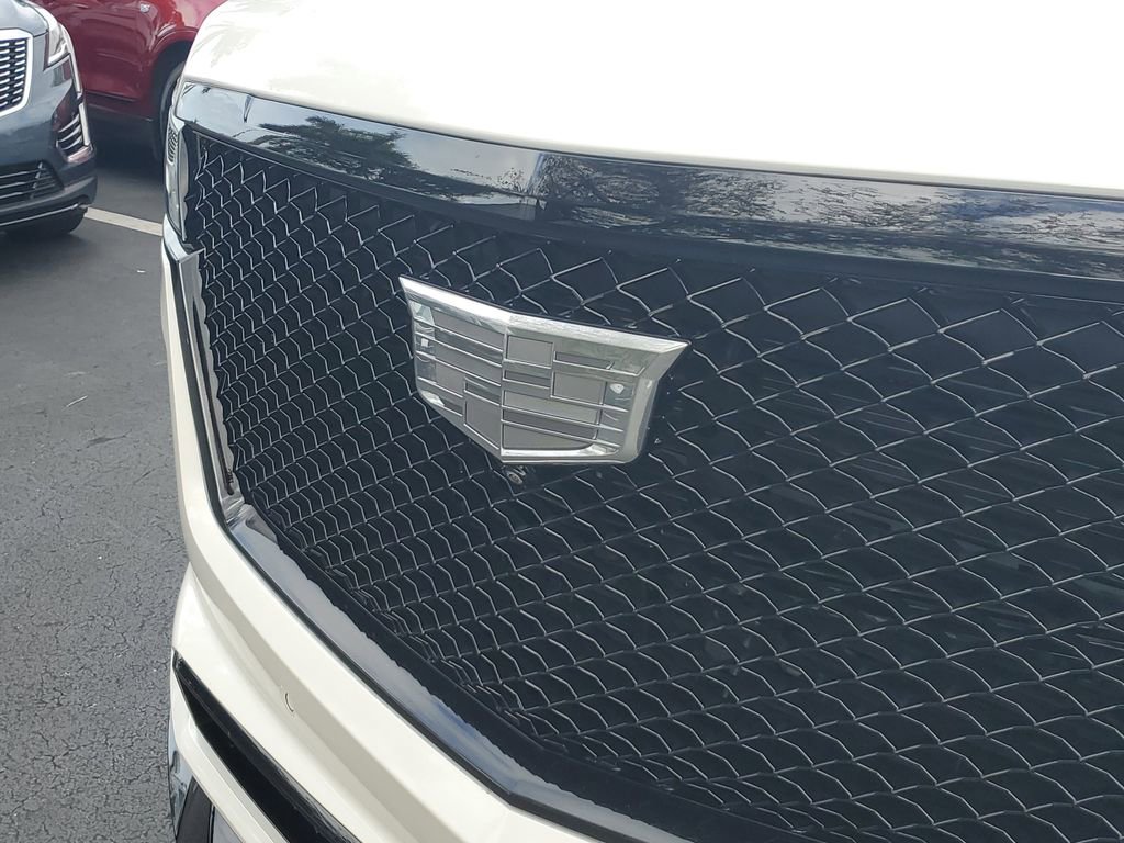 Certified 2024 Cadillac Escalade V w/ LPO, ONYX Package image 10