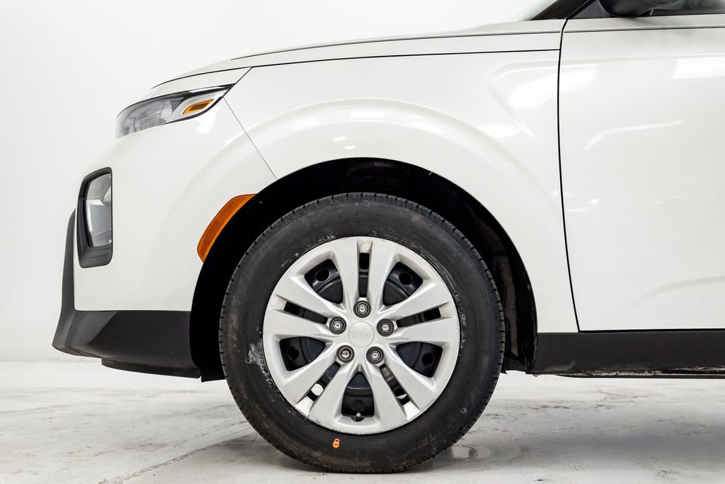Certified 2020 Kia Soul LX image 24