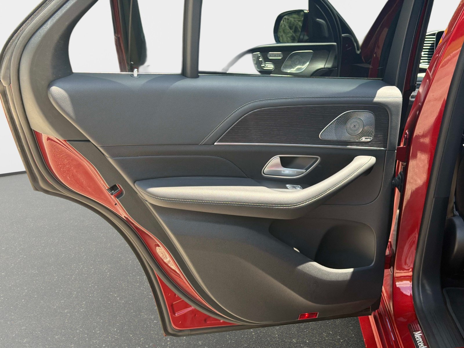 Certified 2024 Mercedes-Benz GLE 450 4MATIC image 12