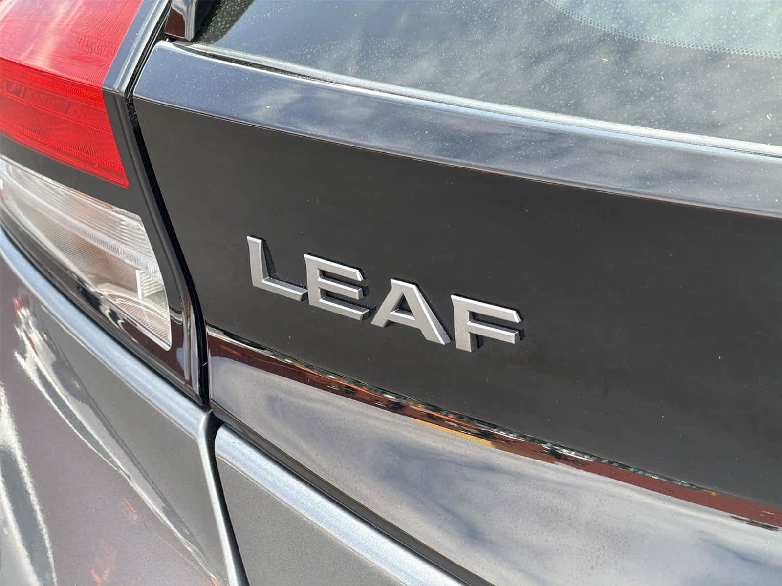 Used 2025 Nissan Leaf S FWD image 8