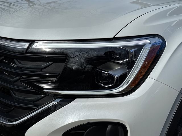 New 2026 Volkswagen Atlas Cross Sport SEL image 7