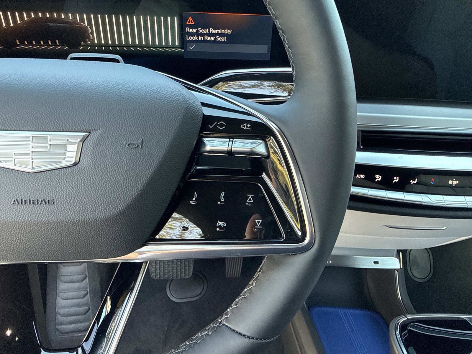 New 2026 Cadillac Lyriq Luxury image 31