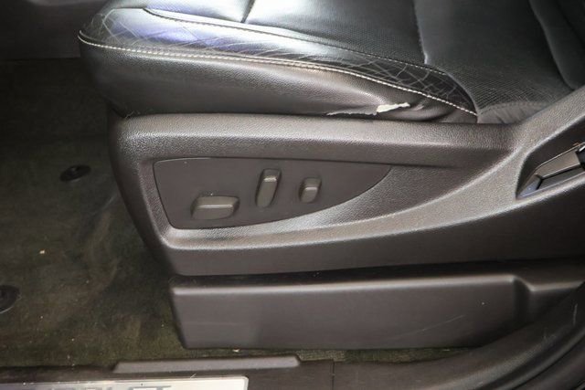 Used 2016 Chevrolet Suburban LTZ image 13