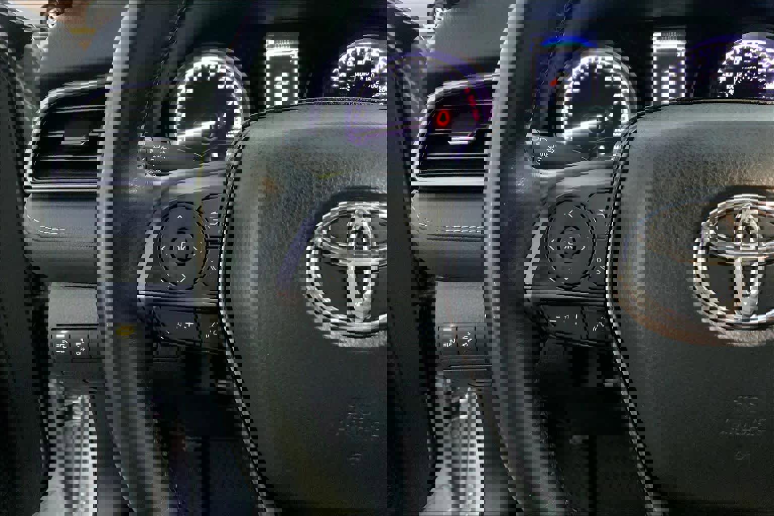 Used 2023 Toyota Camry SE image 22