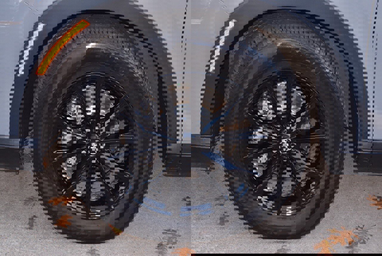 Used 2025 Honda CR-V Sport-L image 37