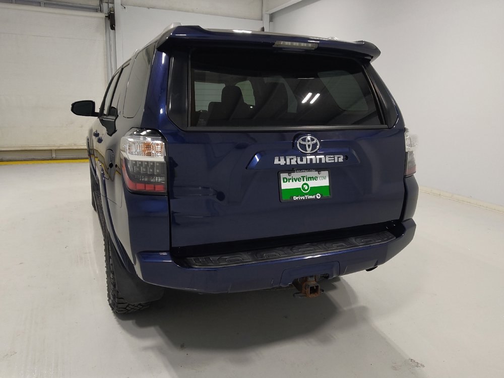 Used 2018 Toyota 4Runner SR5 Premium image 6