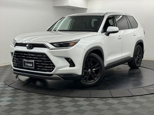 Certified 2026 Toyota Grand Highlander FWD image 3