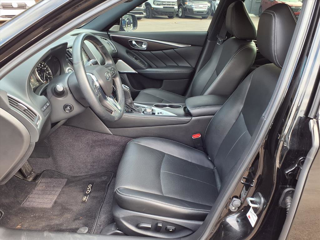 Used 2023 INFINITI Q50 Sensory image 11