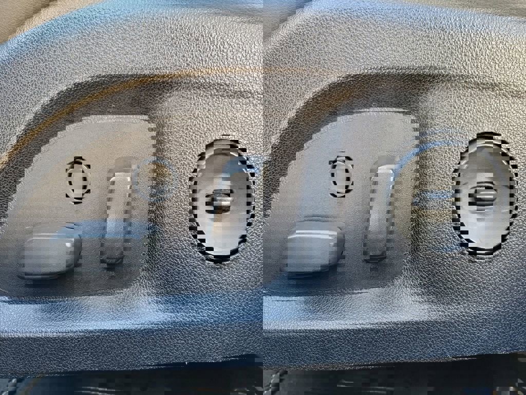 Used 2020 Cadillac CT4 V w/ Climate Package image 18