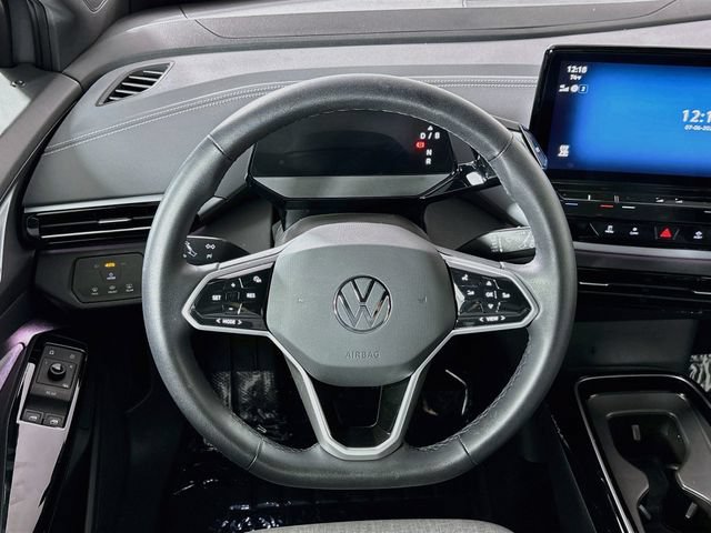 Used 2023 Volkswagen ID.4 Pro AWD/4WD image 12
