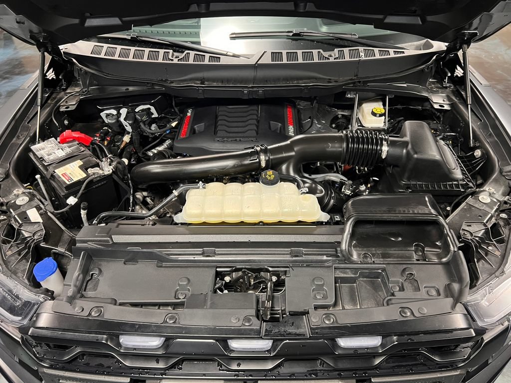 Used 2025 Ford F150 Raptor AWD/4WD image 21