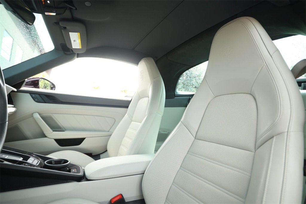 Used 2024 Porsche 911 Targa 4 GTS image 32