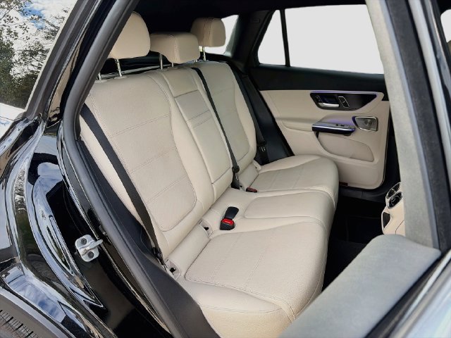 Certified 2026 Mercedes-Benz GLC 300 4MATIC image 21