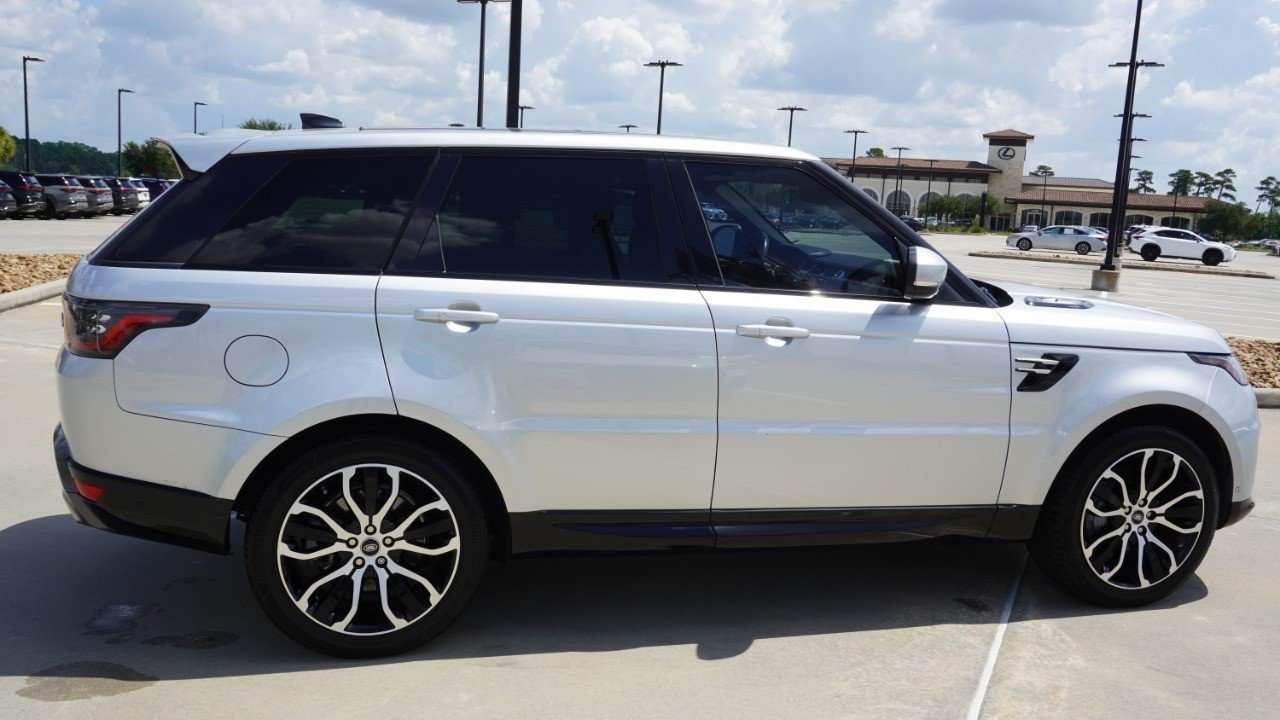 Used 2018 Land Rover Range Rover Sport HSE AWD/4WD image 4