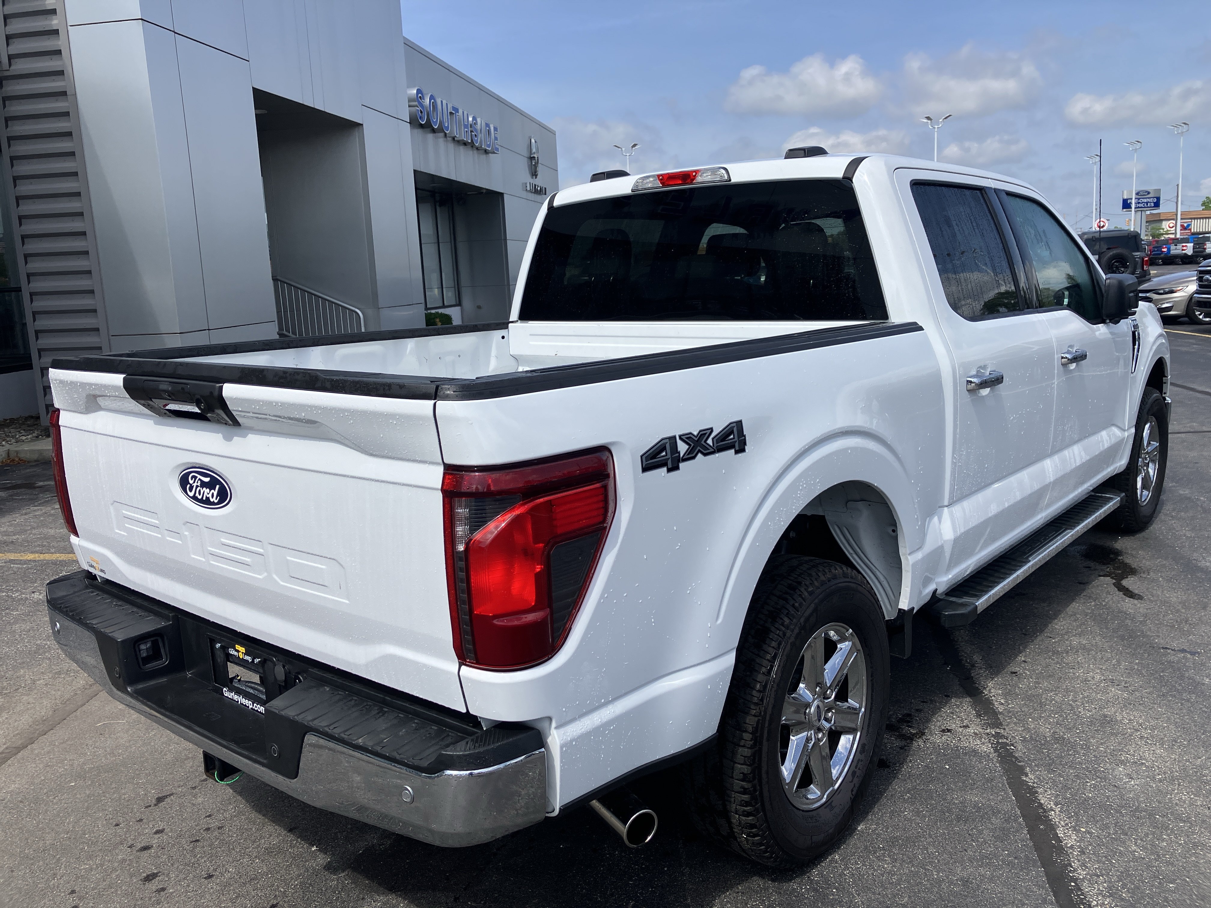 Used 2024 Ford F150 XLT AWD/4WD image 7
