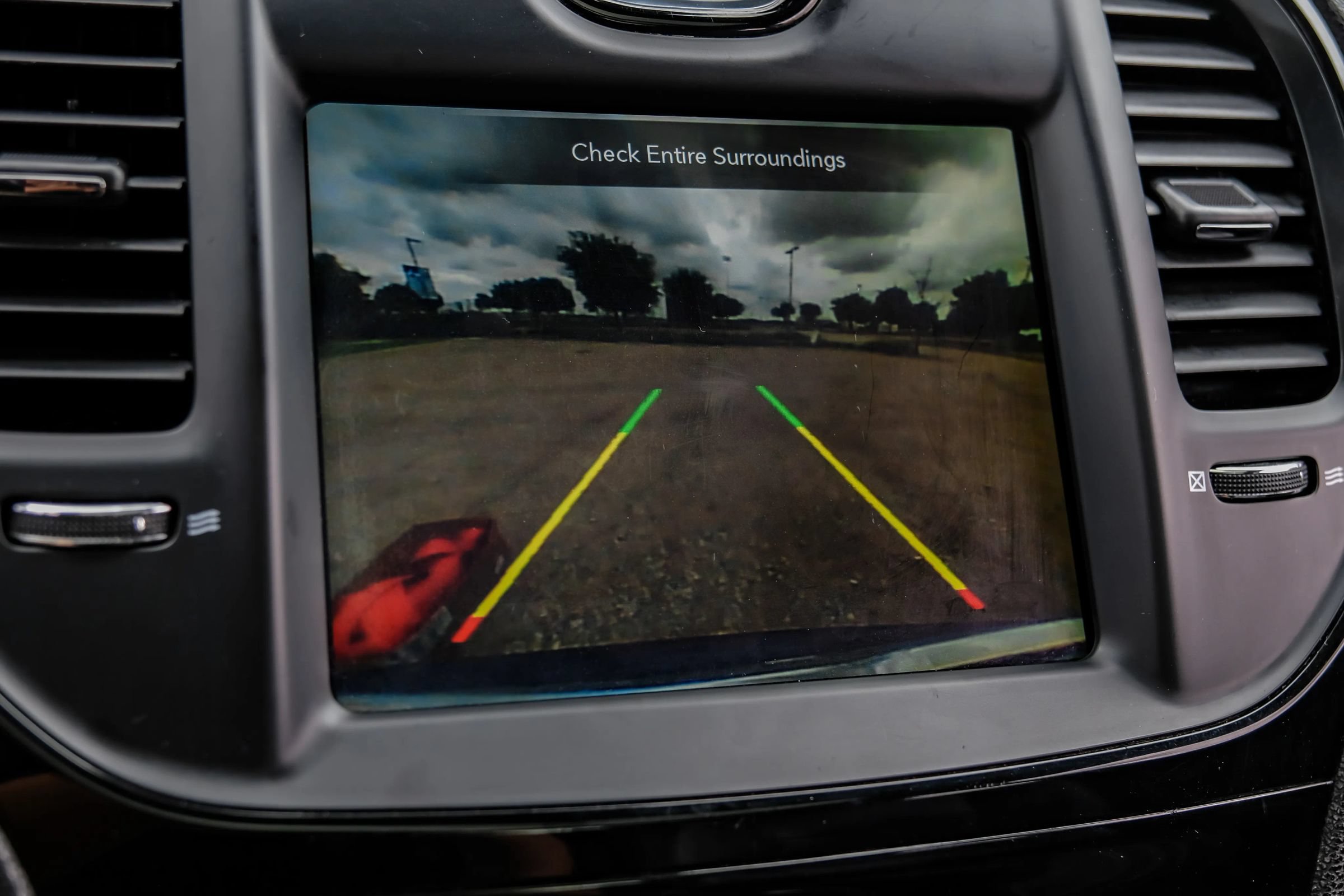 Used 2018 Chrysler 300 S w/ 300S Premium Group RWD image 27