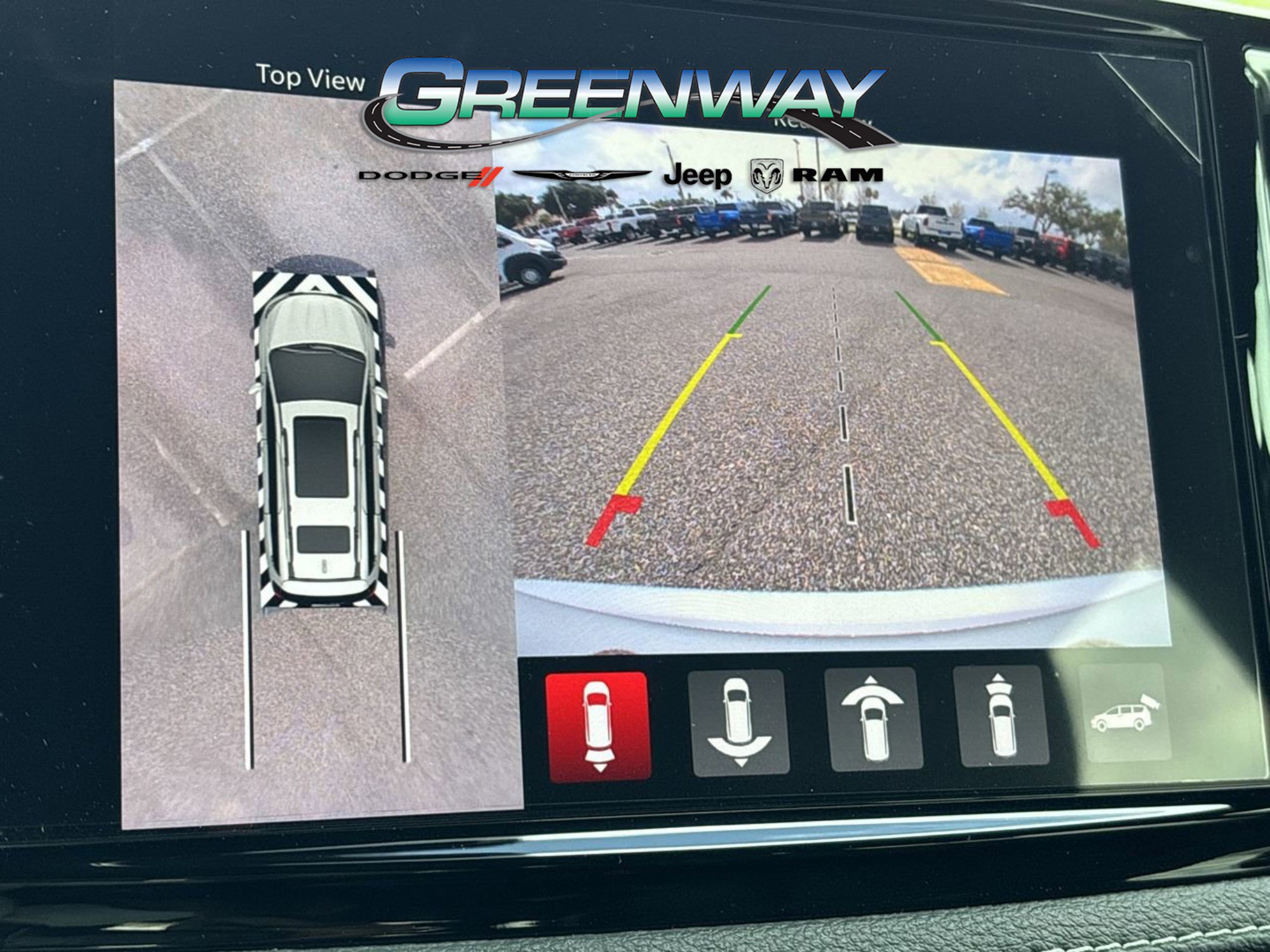 New 2026 Chrysler Pacifica Select w/ S Appearance Package image 22