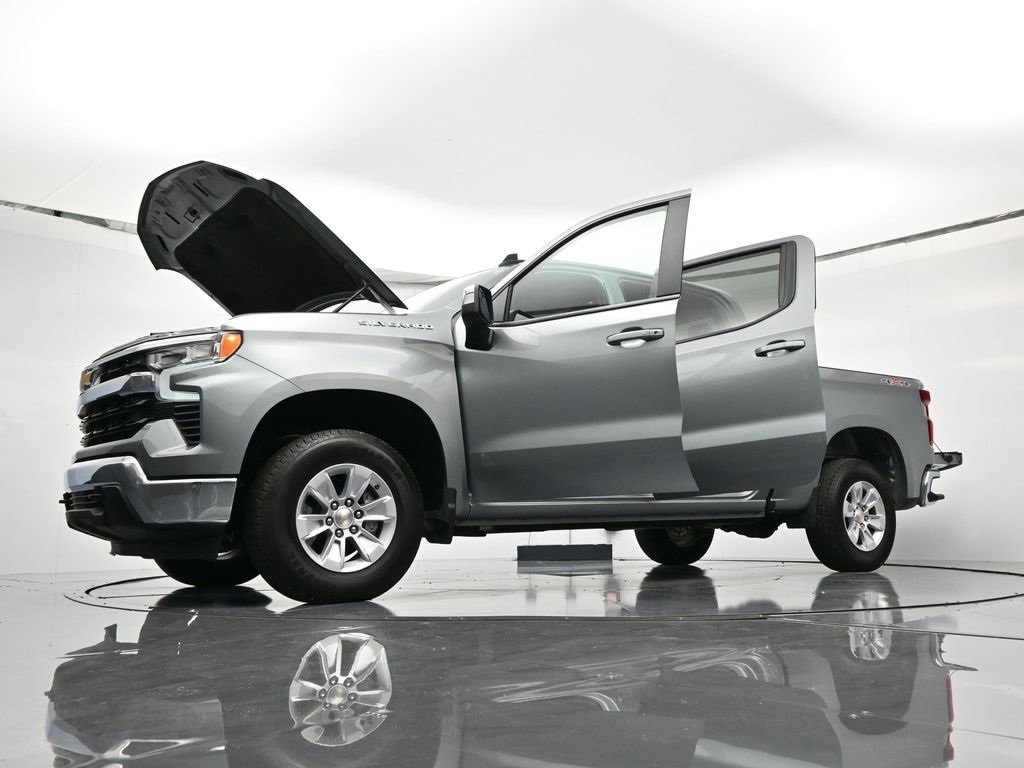 Used 2025 Chevrolet Silverado 1500 LT image 53