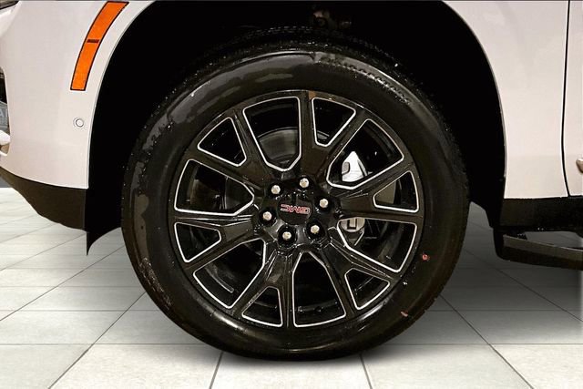 New 2026 GMC Yukon XL Denali image 8