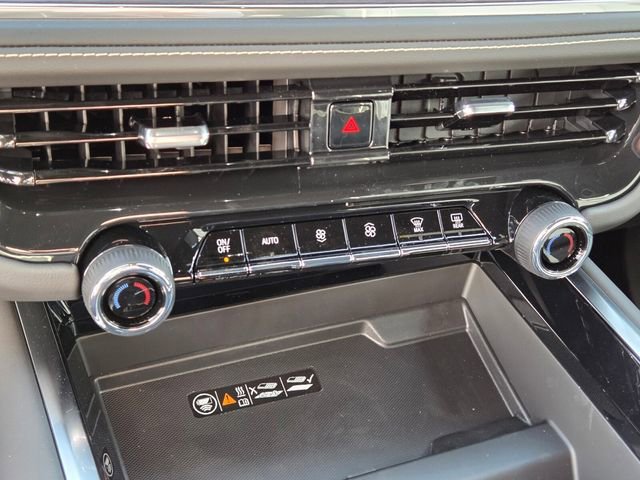New 2026 Chevrolet Suburban Premier w/ Sun And Tow Package AWD/4WD image 14