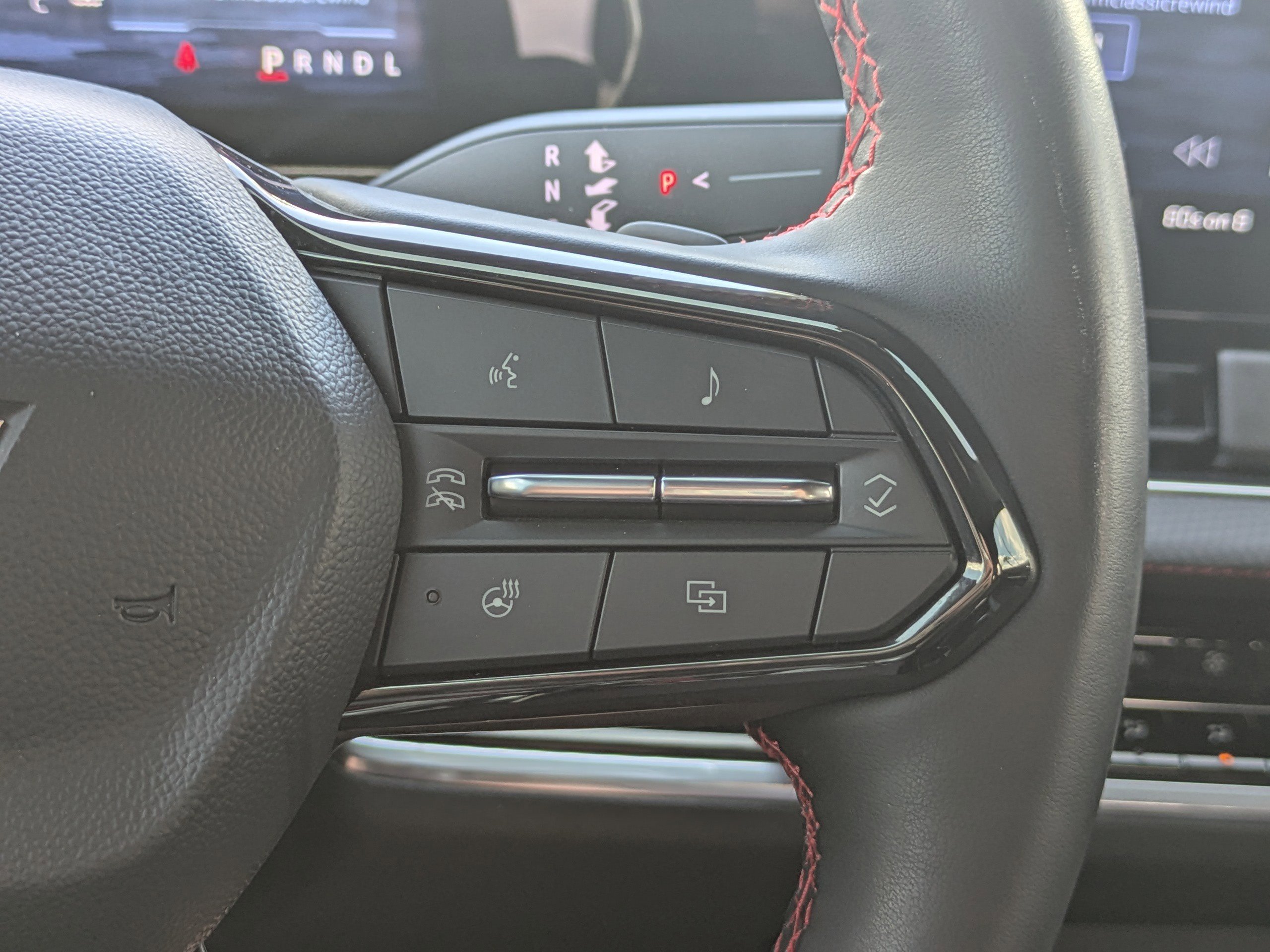 Used 2026 Chevrolet Equinox RS w/ Convenience Package III FWD image 29