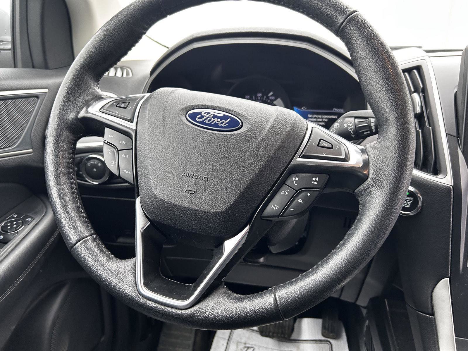 Used 2024 Ford Edge SEL image 29