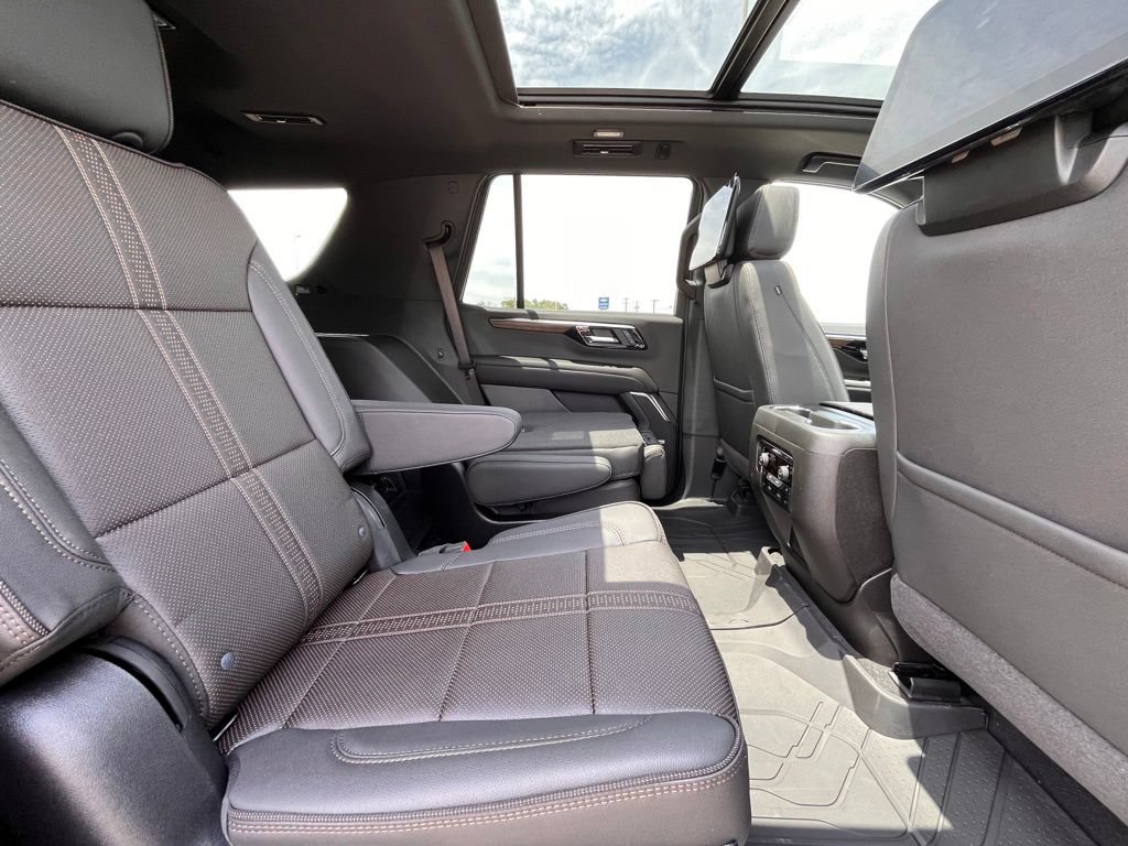 New 2026 Chevrolet Tahoe High Country AWD/4WD image 21