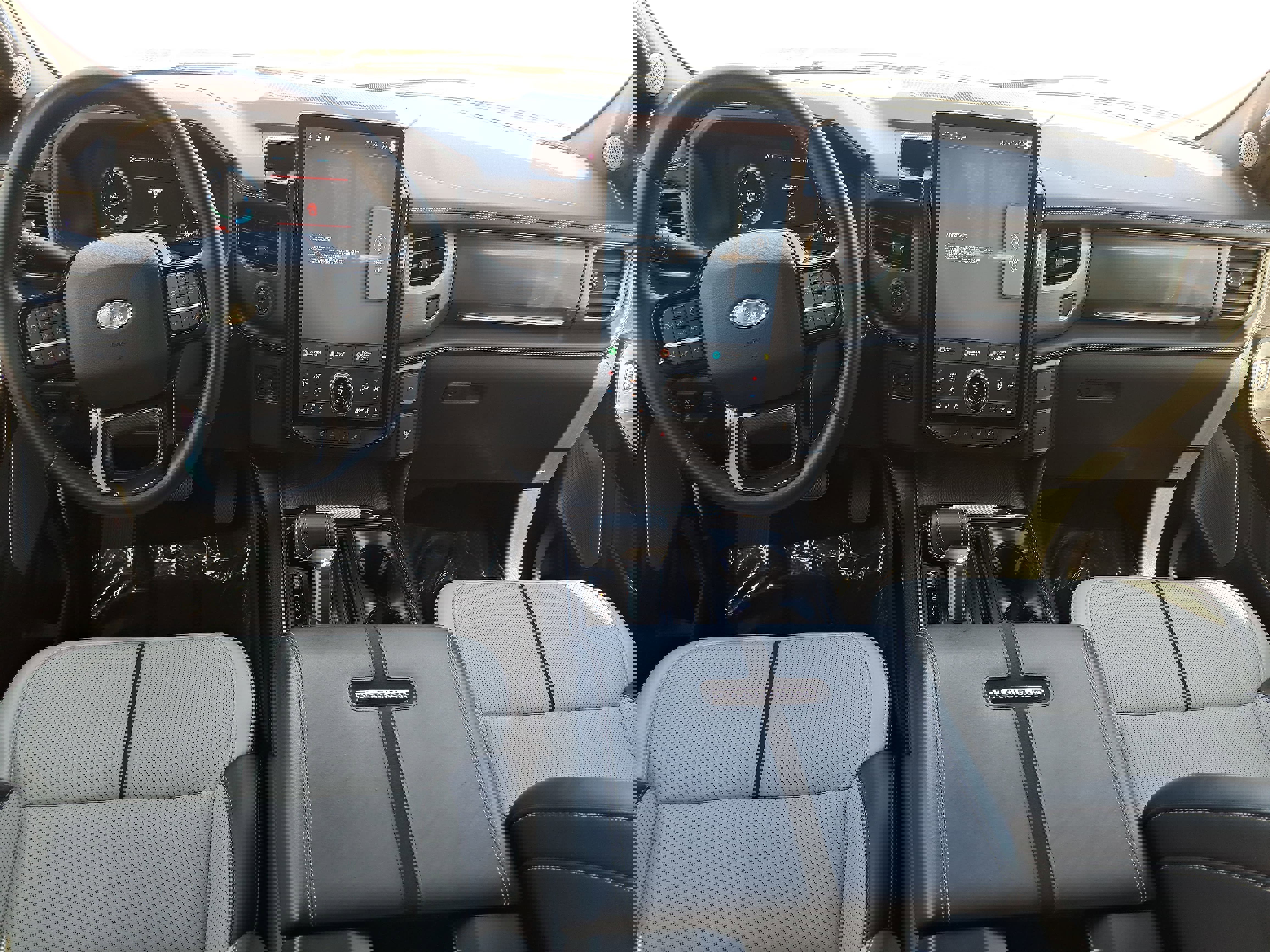 Used 2023 Ford F150 Lightning Platinum AWD/4WD image 9