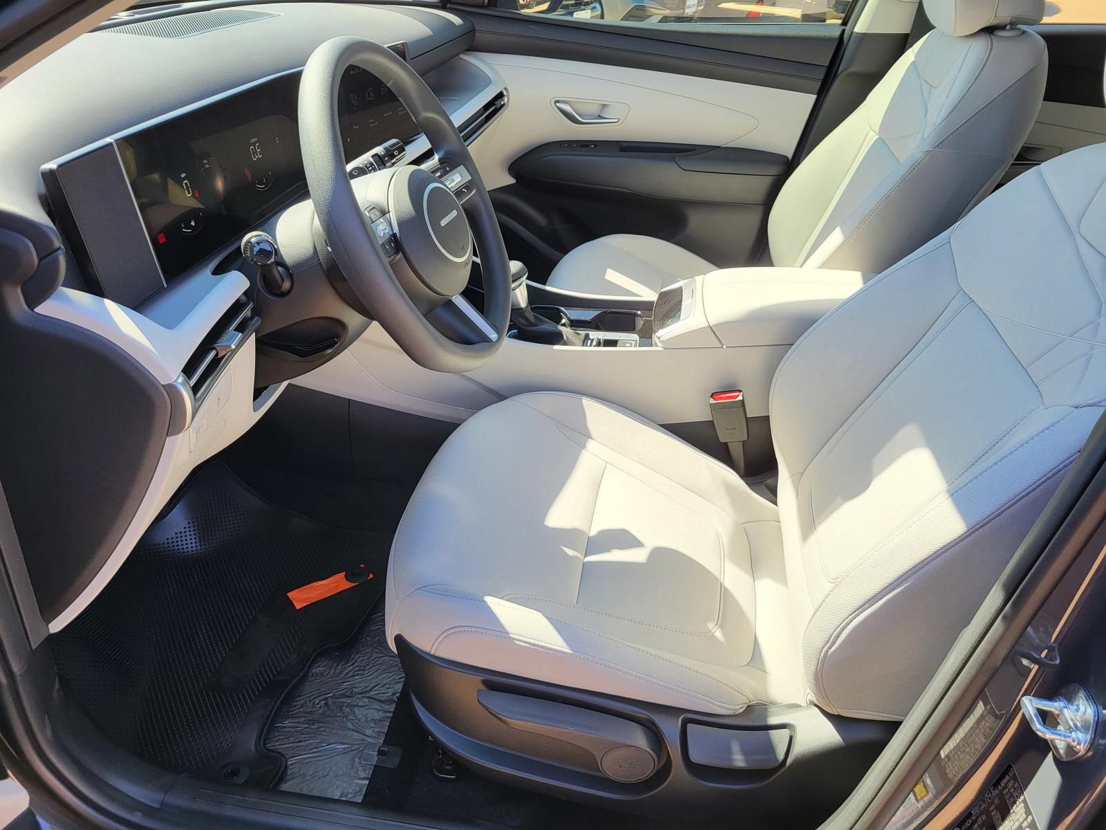 New 2026 Hyundai Tucson SE FWD image 14