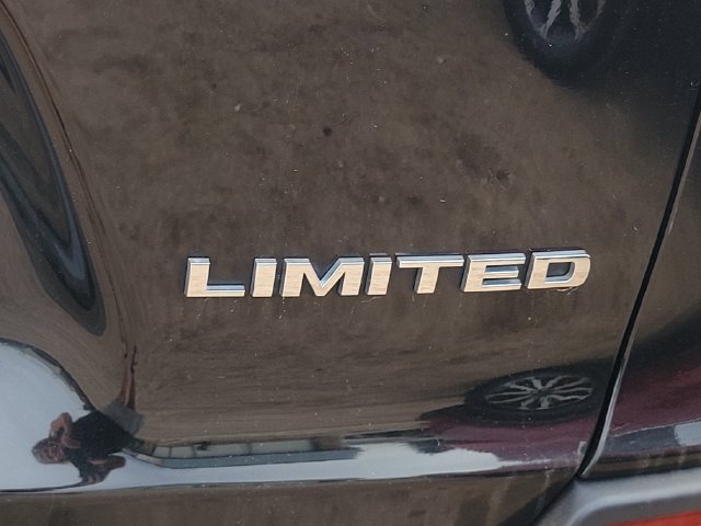 Used 2020 Jeep Cherokee Limited AWD/4WD image 16
