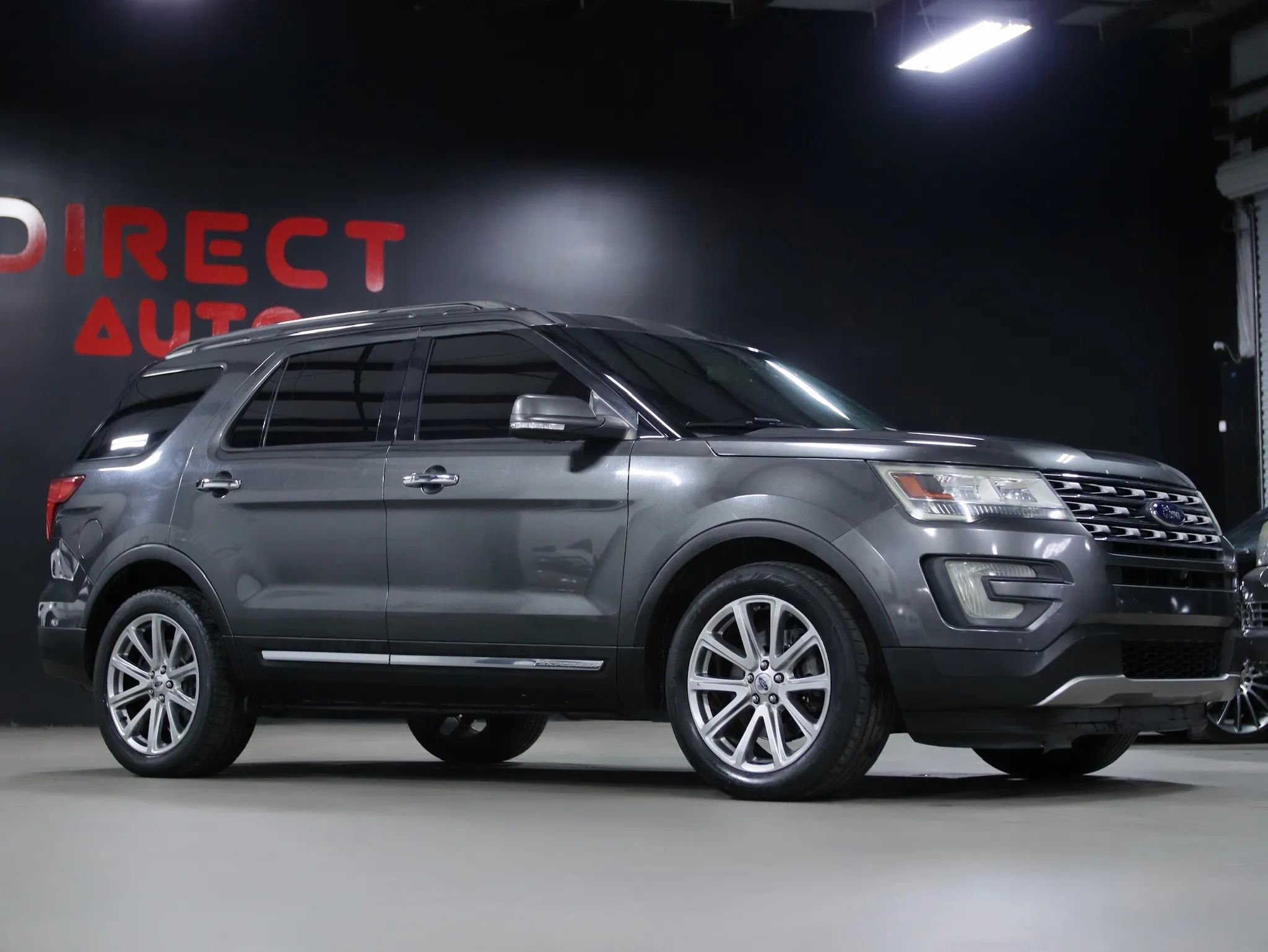 Used 2016 Ford Explorer Limited image 8