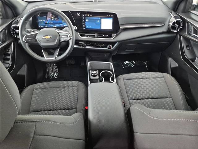 Used 2026 Chevrolet Equinox LT AWD/4WD image 18