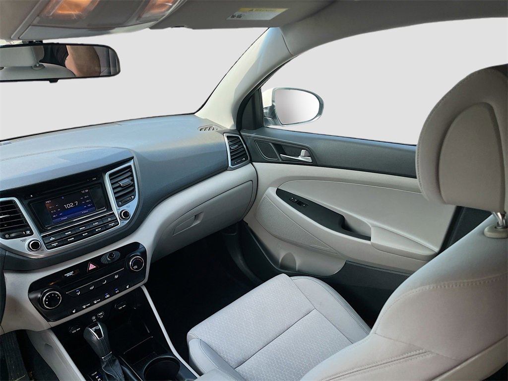 Used 2017 Hyundai Tucson Sport image 22