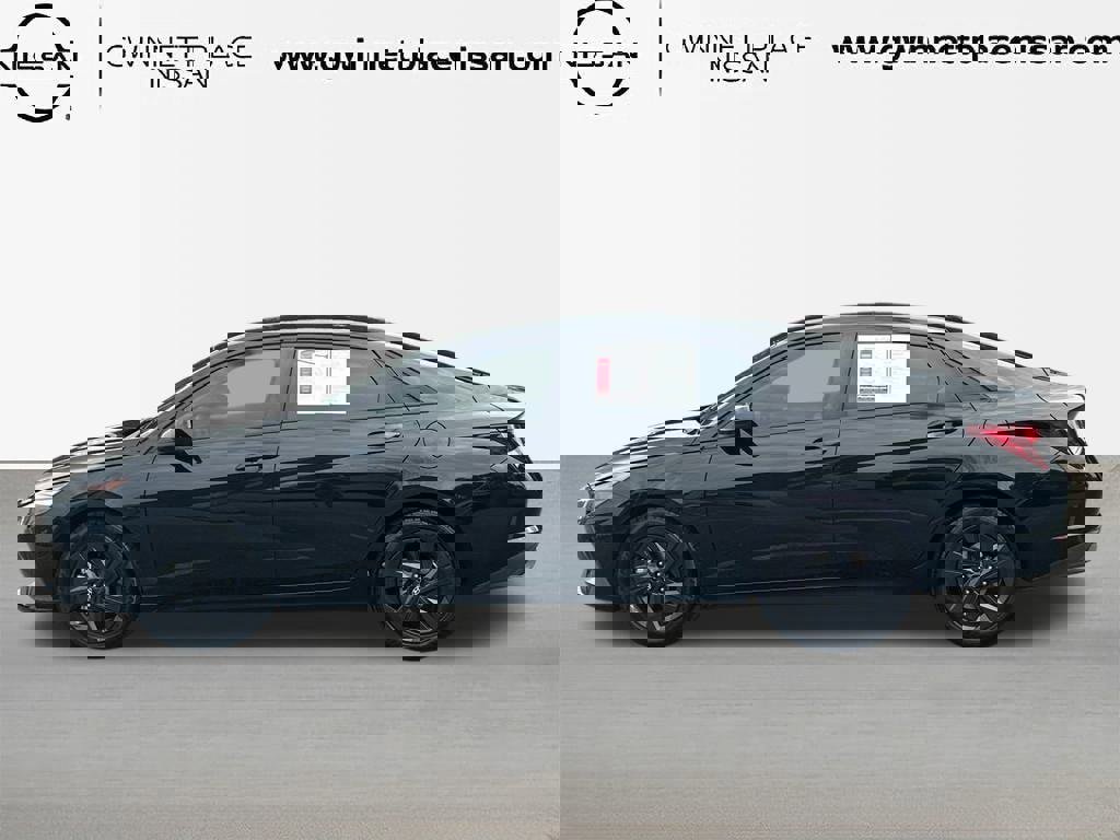 Used 2023 Hyundai Elantra SEL w/ Preferred Accessory Package image 8