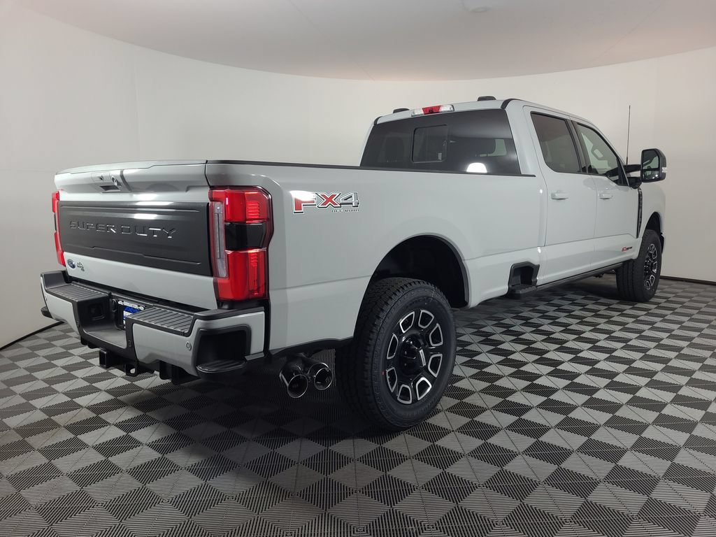 New 2026 Ford F350 Platinum AWD/4WD image 3