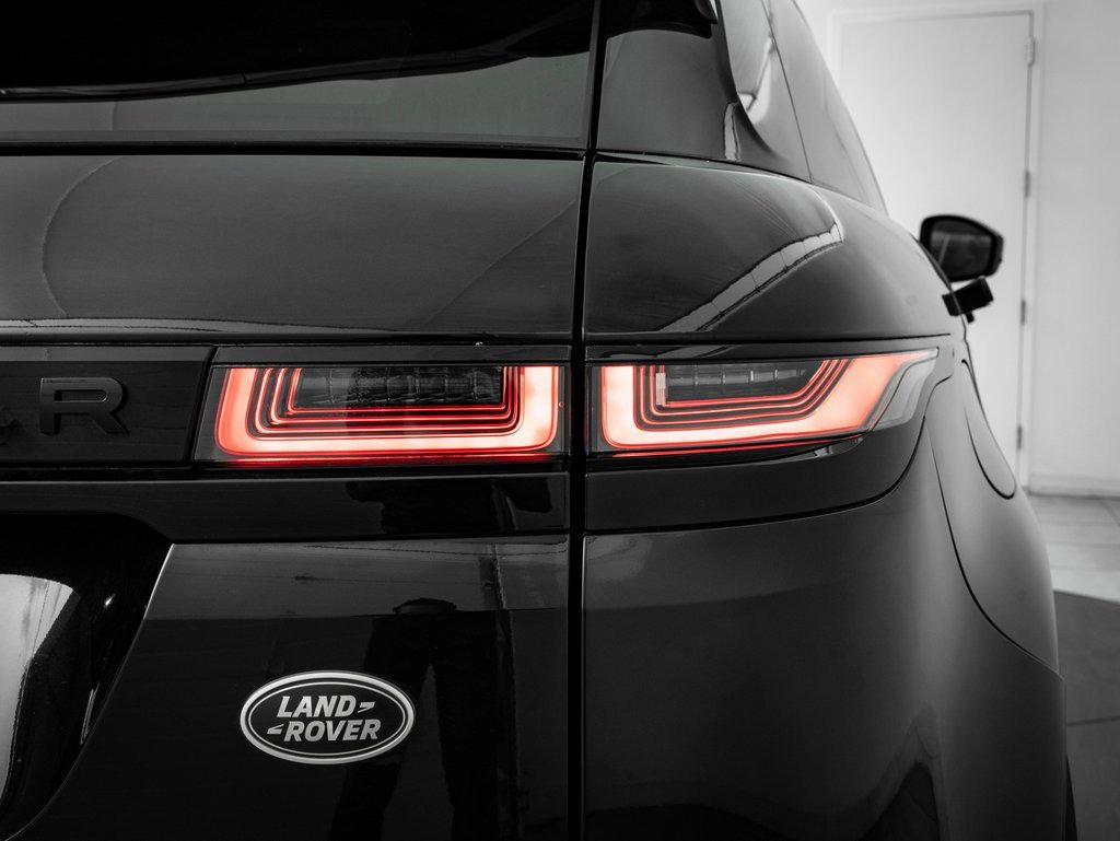 Used 2023 Land Rover Range Rover Evoque SE image 9