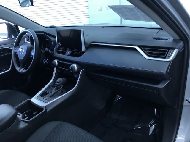 Certified 2025 Toyota RAV4 LE image 23