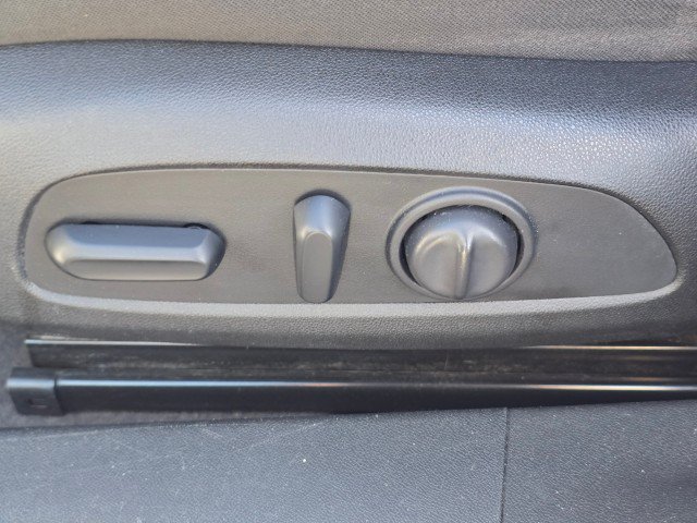 Used 2018 Chevrolet Malibu LT FWD image 27