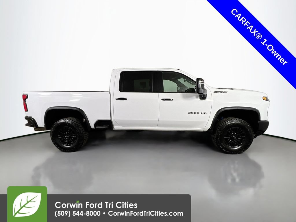 Used 2024 Chevrolet Silverado 2500 ZR2 w/ Technology Package AWD/4WD image 19