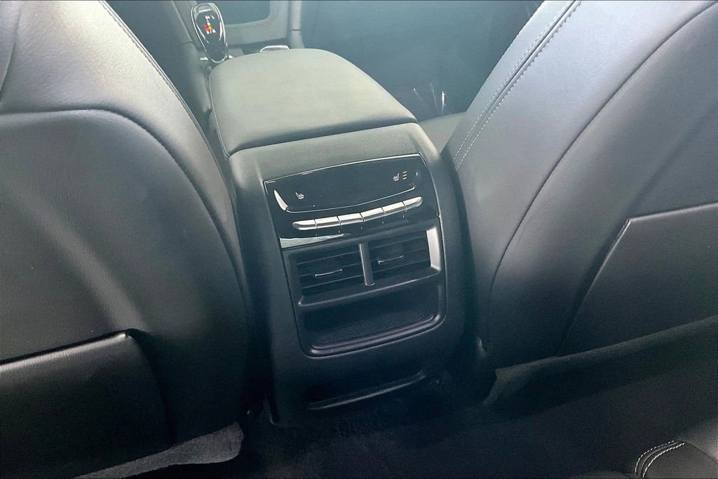 Certified 2024 Cadillac XT4 Premium Luxury AWD/4WD image 10