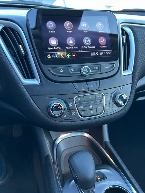 Used 2024 Chevrolet Malibu LT image 14